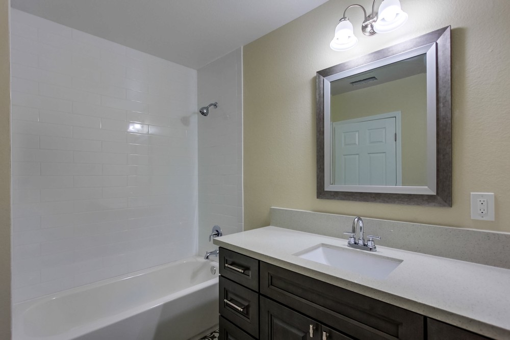 Virtual tour photo 29 of 47 for 3733 52nd St
