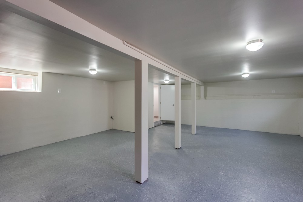 Virtual tour photo 31 of 47 for 3733 52nd St