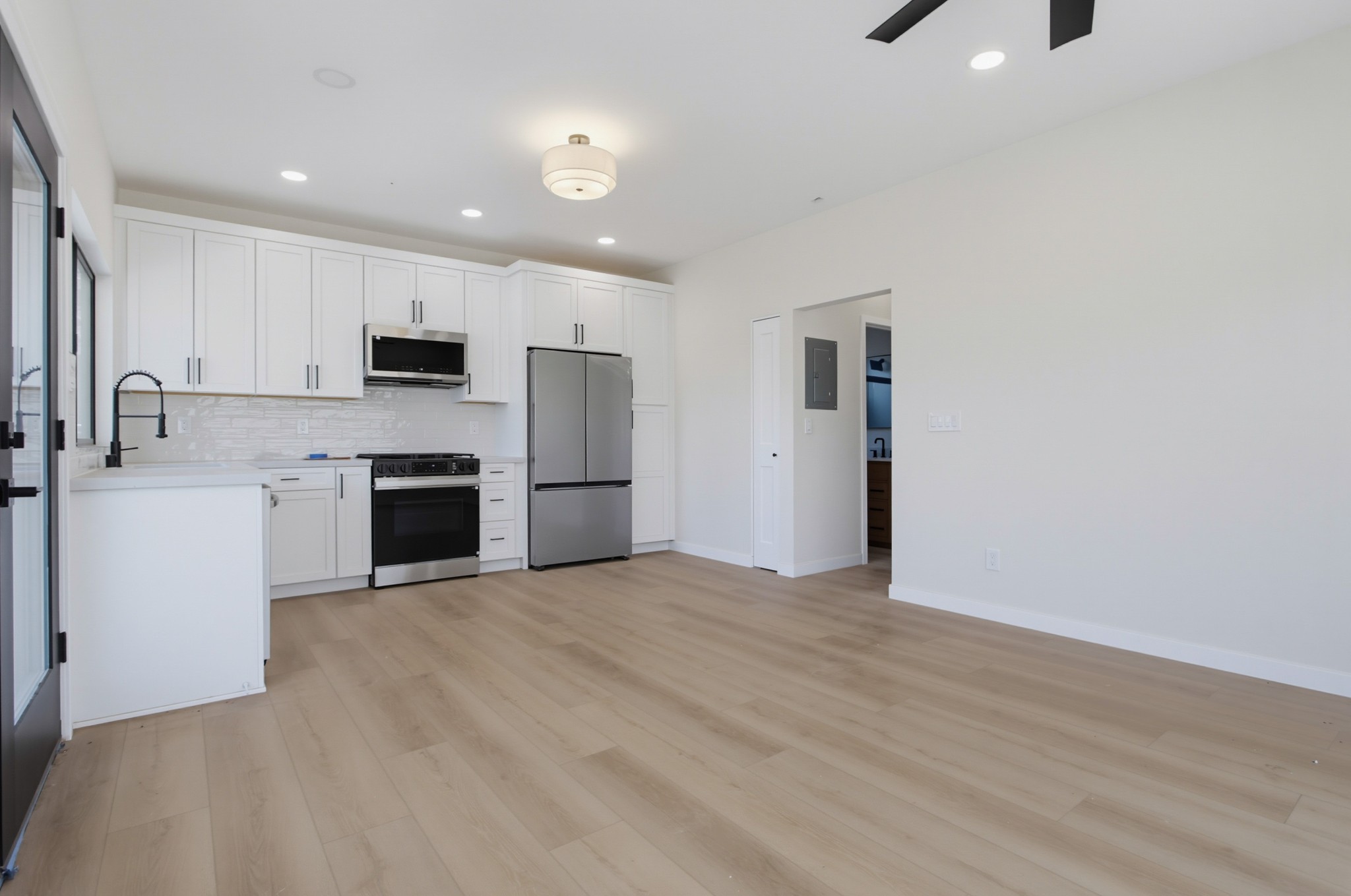 Virtual tour photo 15 of 41 for 3735 35th St