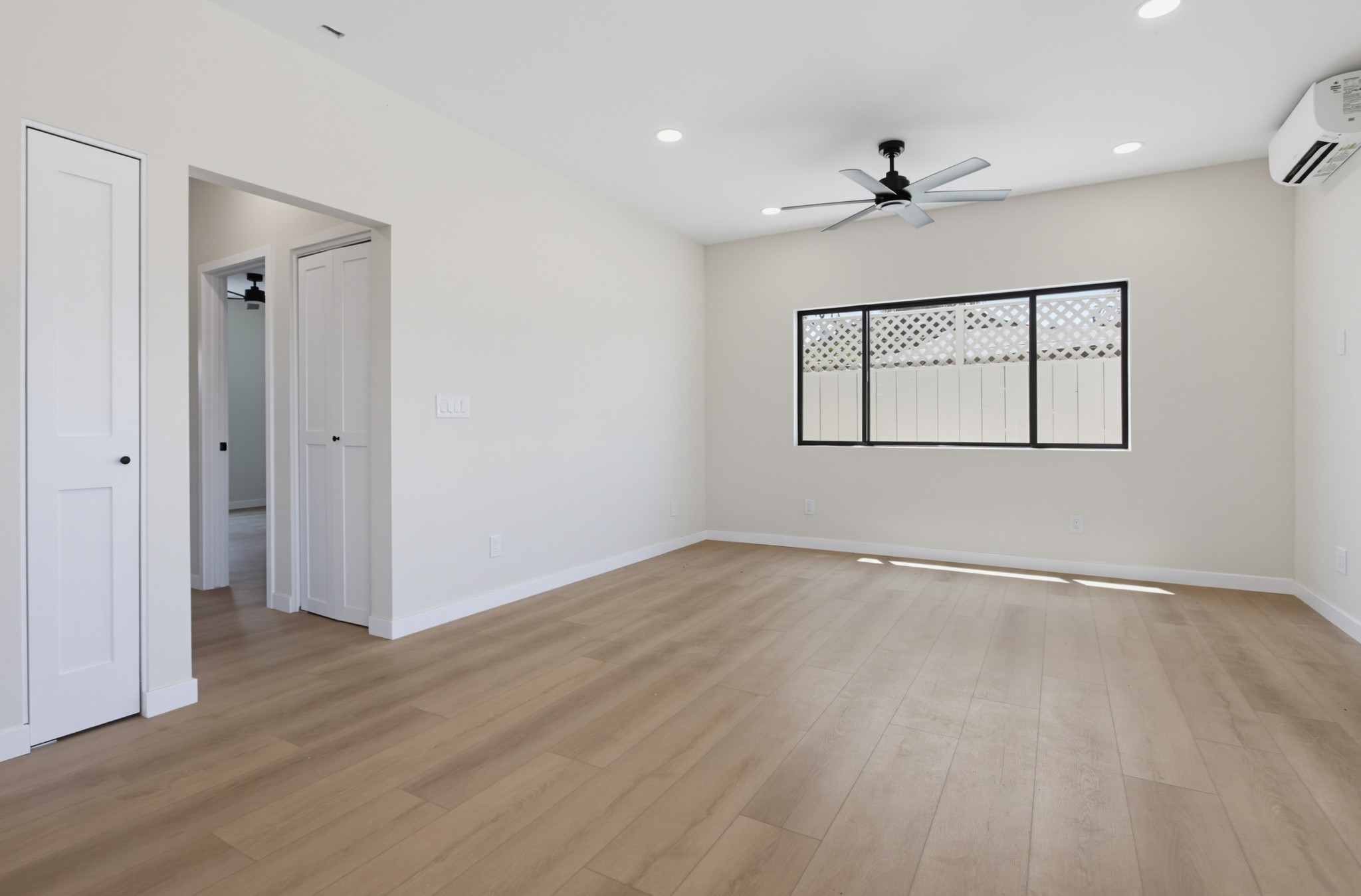Virtual tour photo 16 of 41 for 3735 35th St