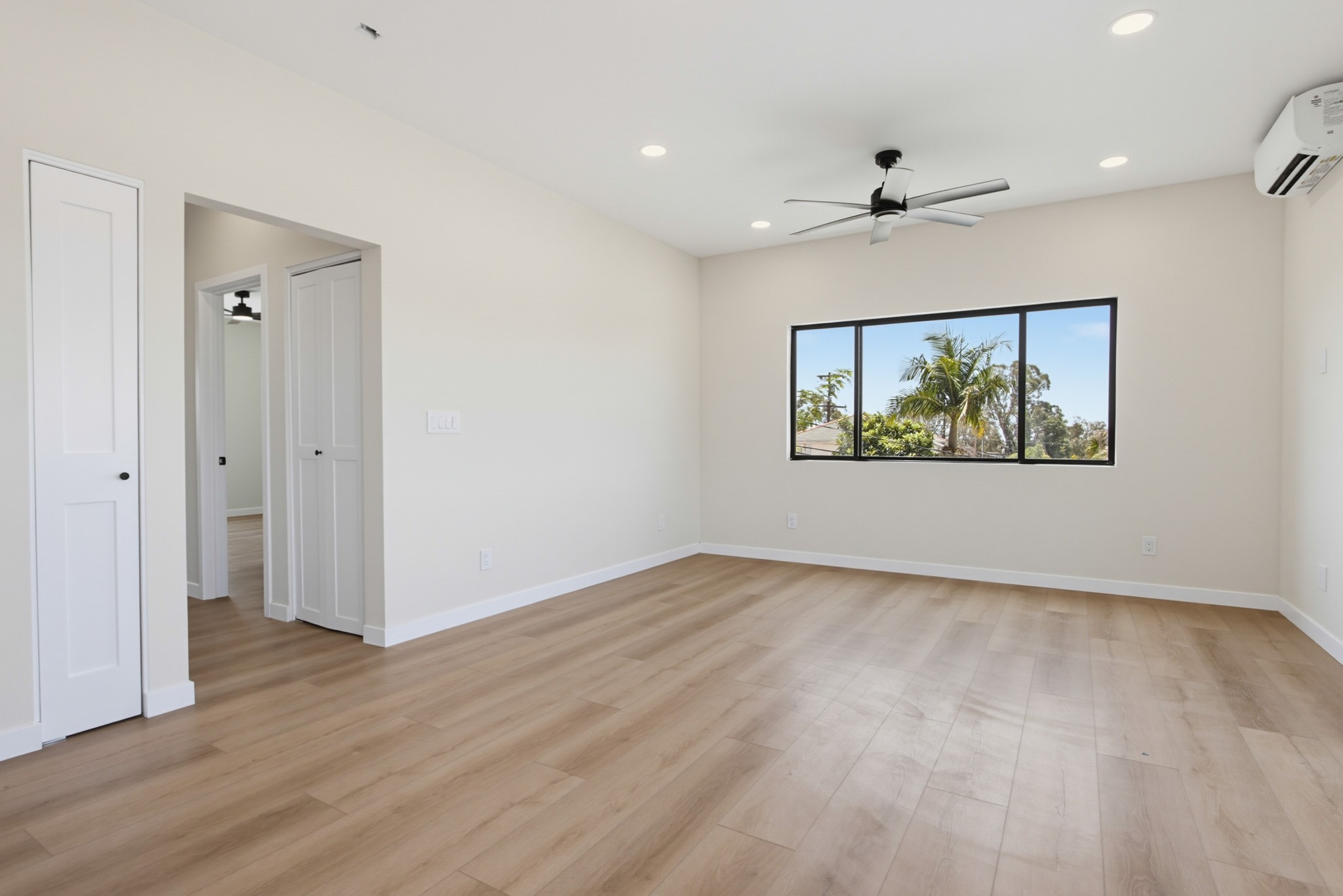 Virtual tour photo 17 of 41 for 3735 35th St