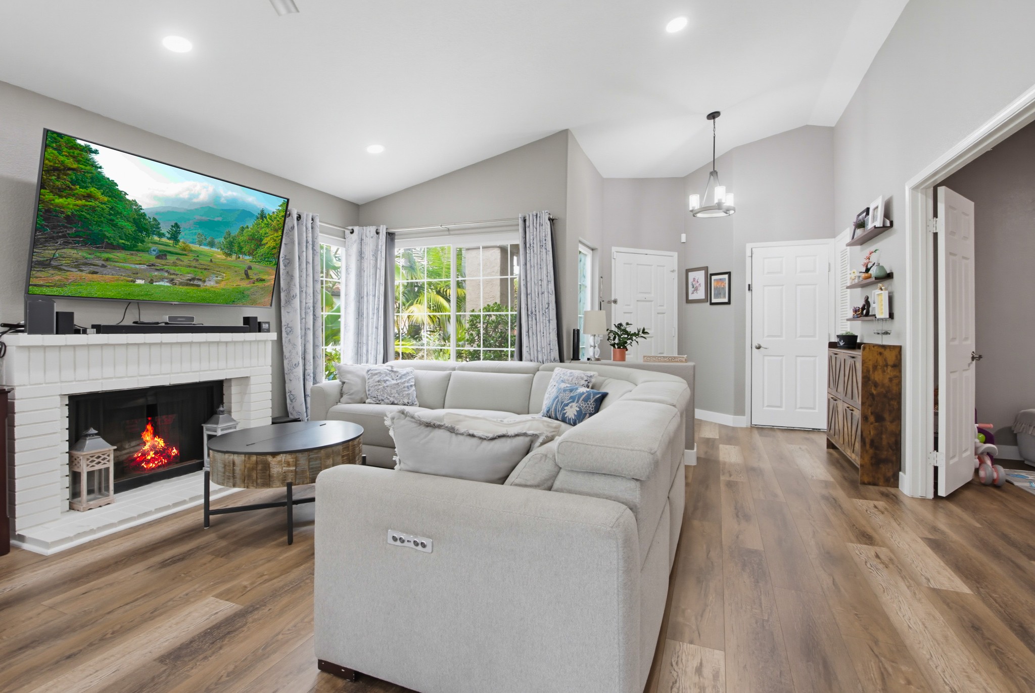 Virtual tour photo 12 of 55 for 3735 Via Del Rancho
