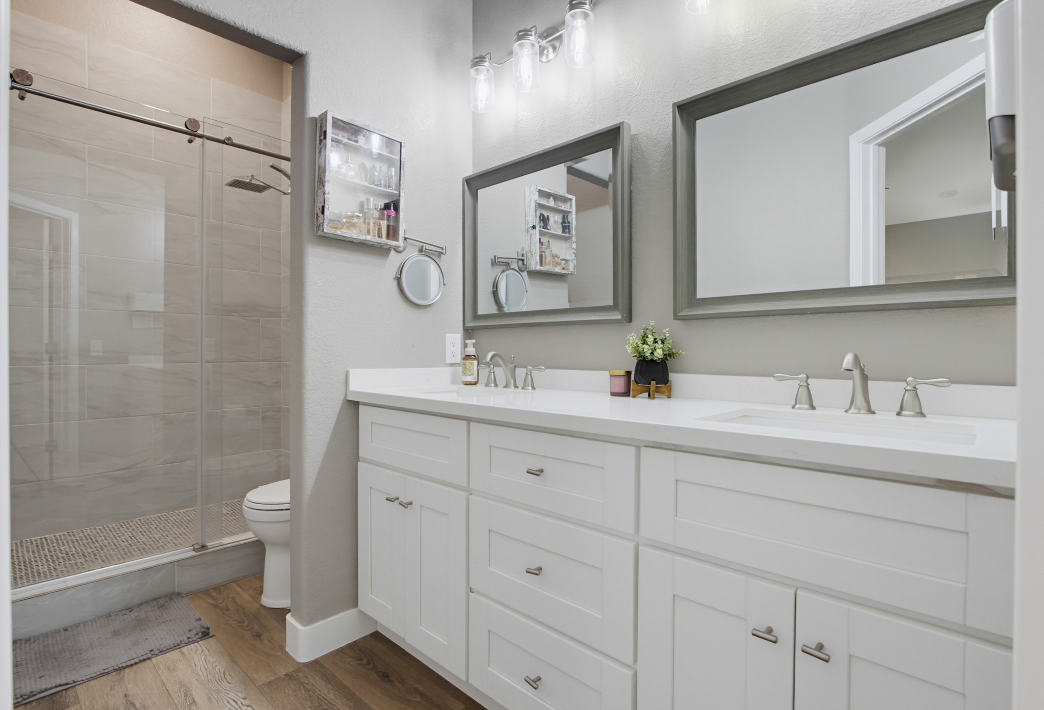Virtual tour photo 41 of 55 for 3735 Via Del Rancho