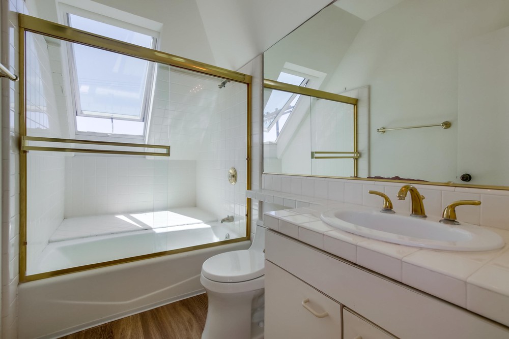 Virtual tour photo 26 of 32 for 3736 Bayside Walk