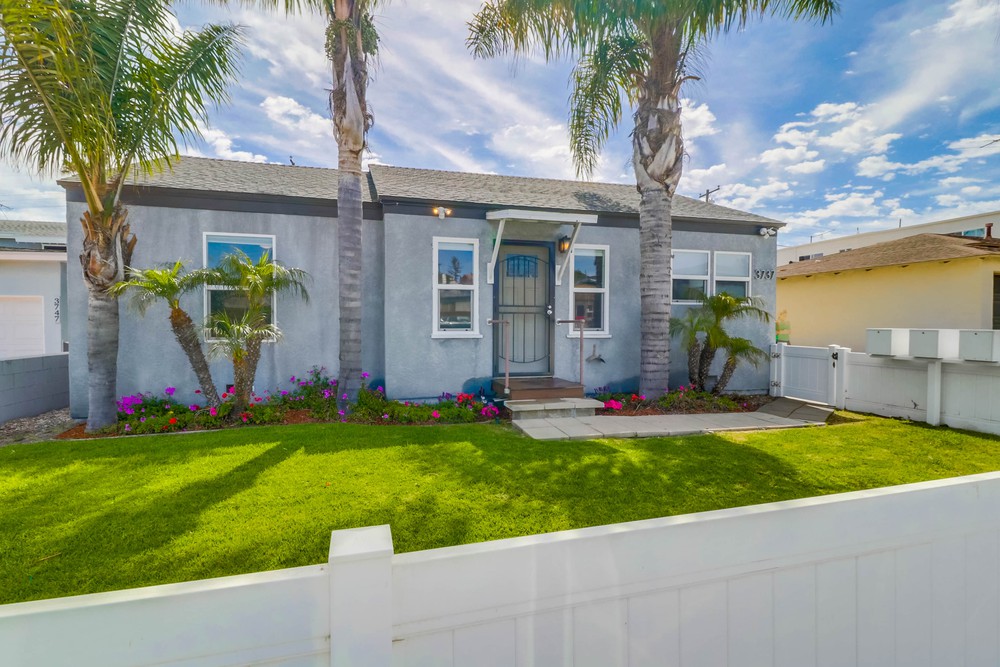 Virtual tour photo 3 of 43 for 3737 Ingraham St