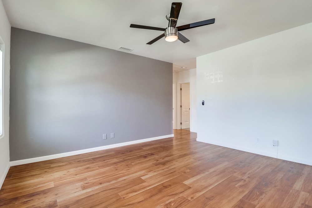 Virtual tour photo 9 of 43 for 3737 Ingraham St