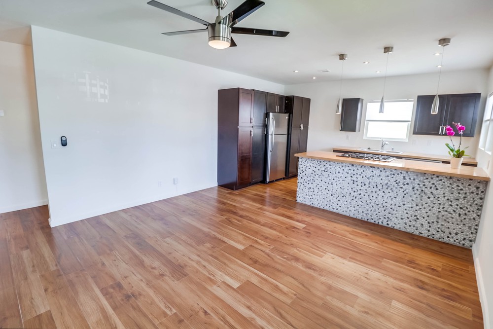 Virtual tour photo 14 of 43 for 3737 Ingraham St