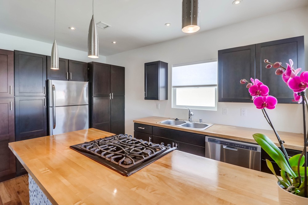 Virtual tour photo 17 of 43 for 3737 Ingraham St