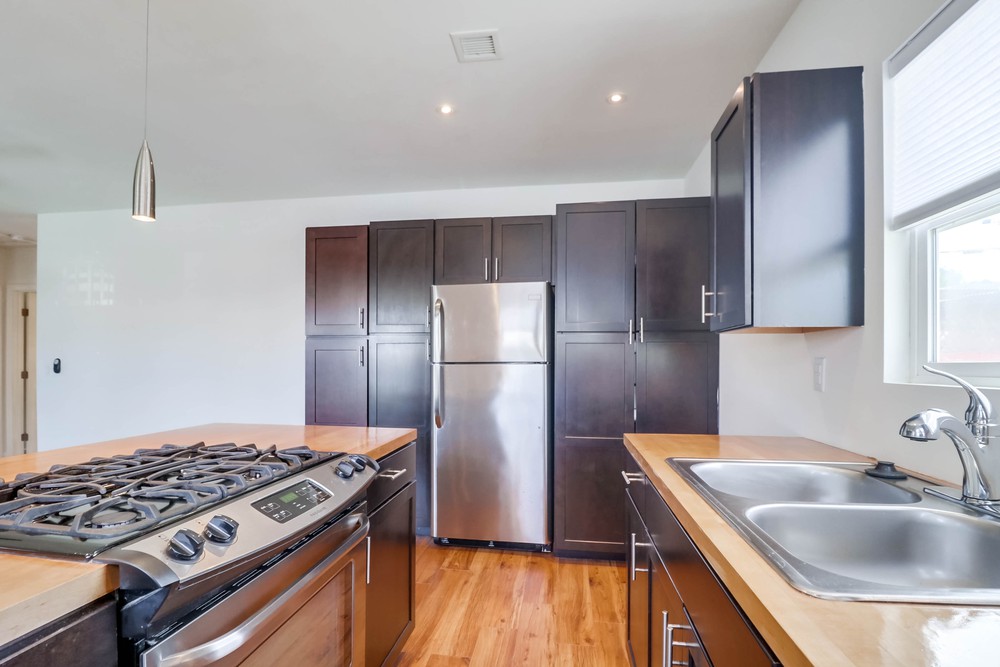 Virtual tour photo 21 of 43 for 3737 Ingraham St
