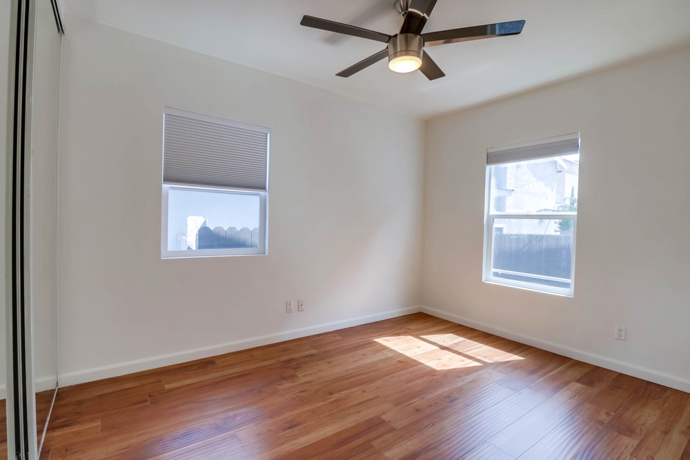 Virtual tour photo 31 of 43 for 3737 Ingraham St