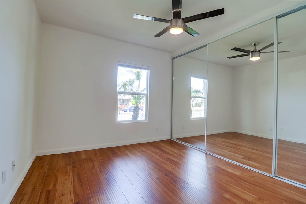 Virtual tour photo 34 of 43 for 3737 Ingraham St