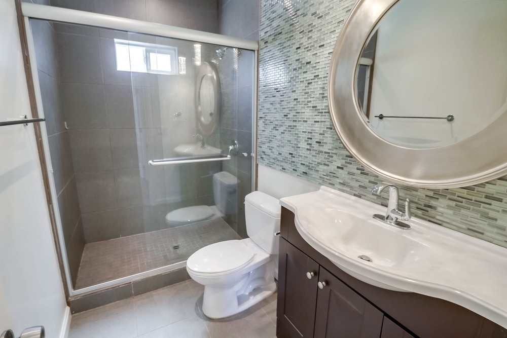 Virtual tour photo 38 of 43 for 3737 Ingraham St
