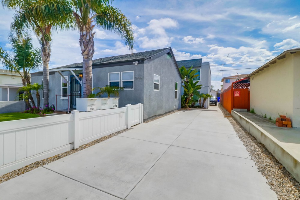Virtual tour photo 40 of 43 for 3737 Ingraham St