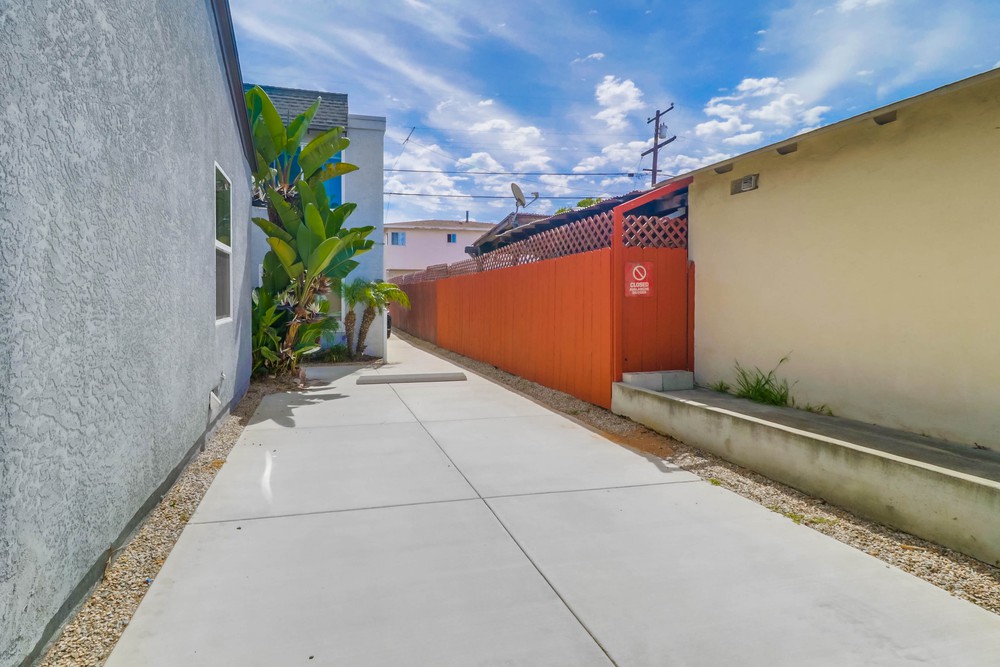 Virtual tour photo 41 of 43 for 3737 Ingraham St