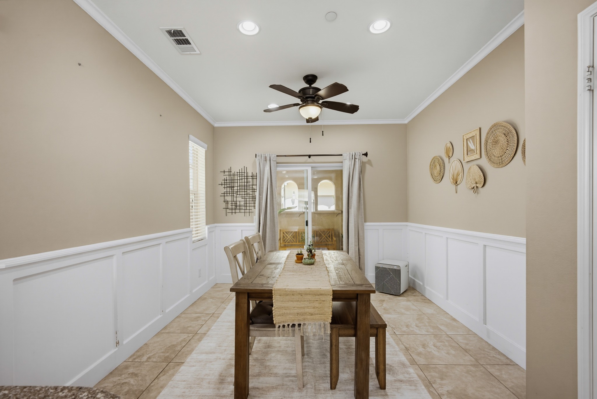 Virtual tour photo 11 of 64 for 37375 Paseo Tulipa