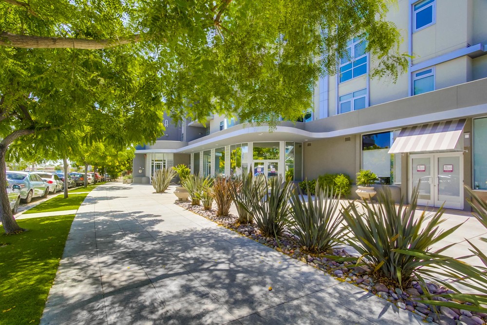 Virtual tour photo 6 of 53 for 3740 Park Blvd #219