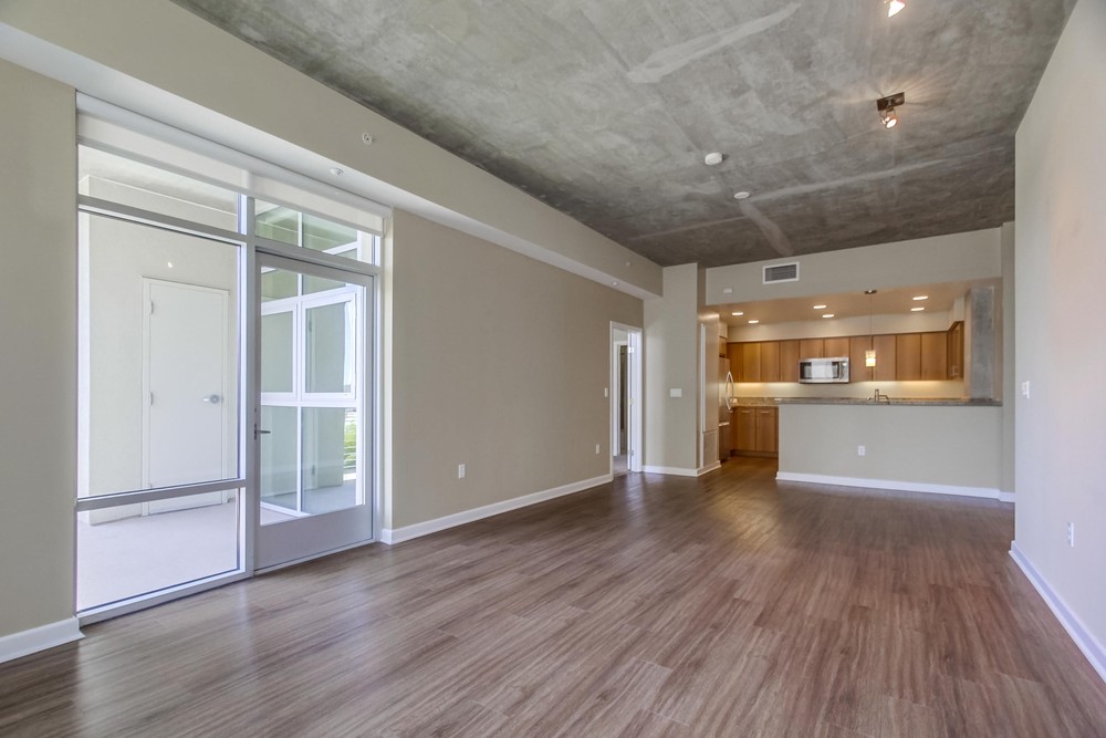 Virtual tour photo 17 of 53 for 3740 Park Blvd #219