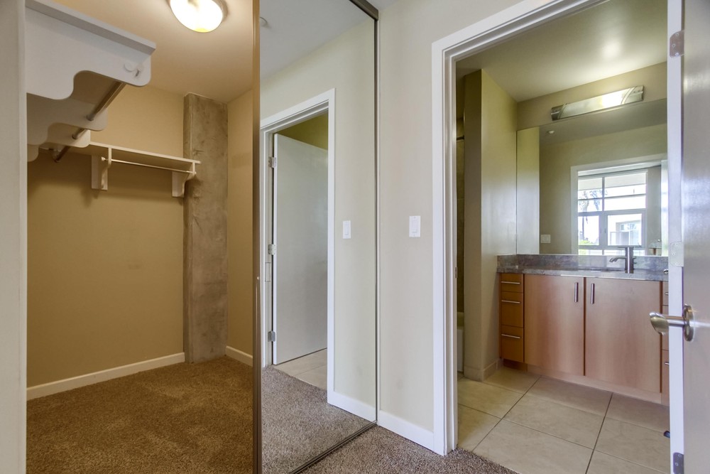 Virtual tour photo 30 of 53 for 3740 Park Blvd #219