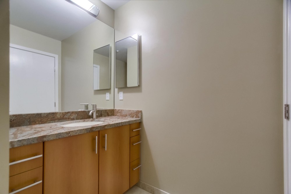 Virtual tour photo 32 of 53 for 3740 Park Blvd #219