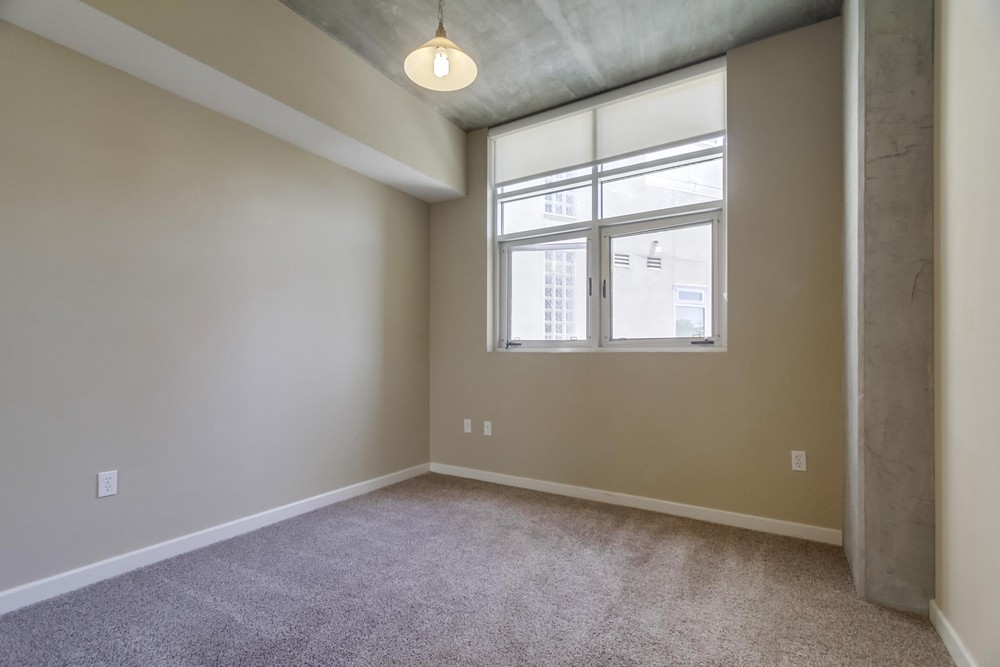 Virtual tour photo 34 of 53 for 3740 Park Blvd #219