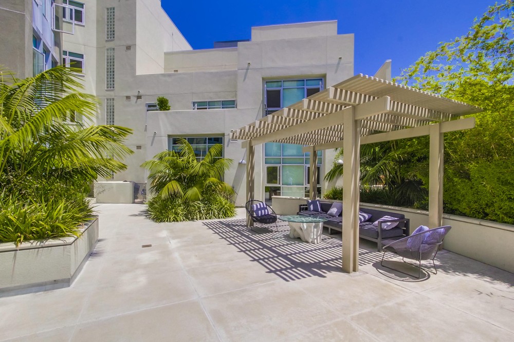 Virtual tour photo 46 of 53 for 3740 Park Blvd #219