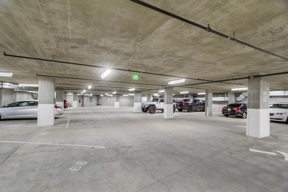 Virtual tour photo 48 of 53 for 3740 Park Blvd #219
