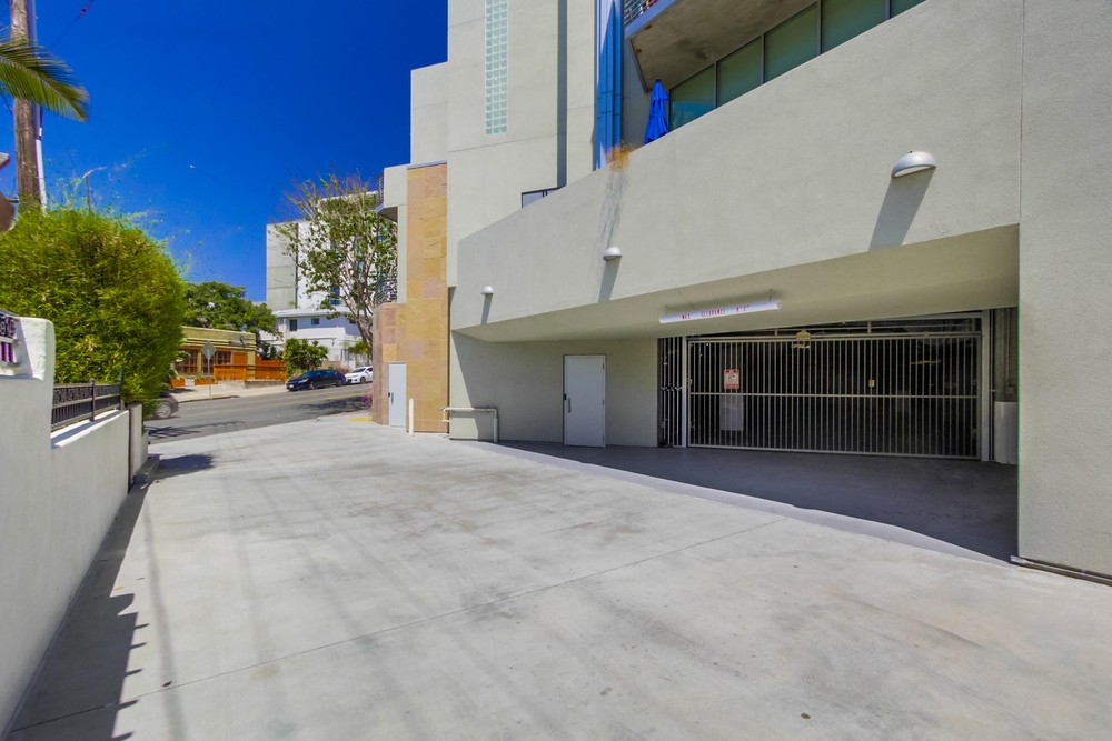 Virtual tour photo 50 of 53 for 3740 Park Blvd #219