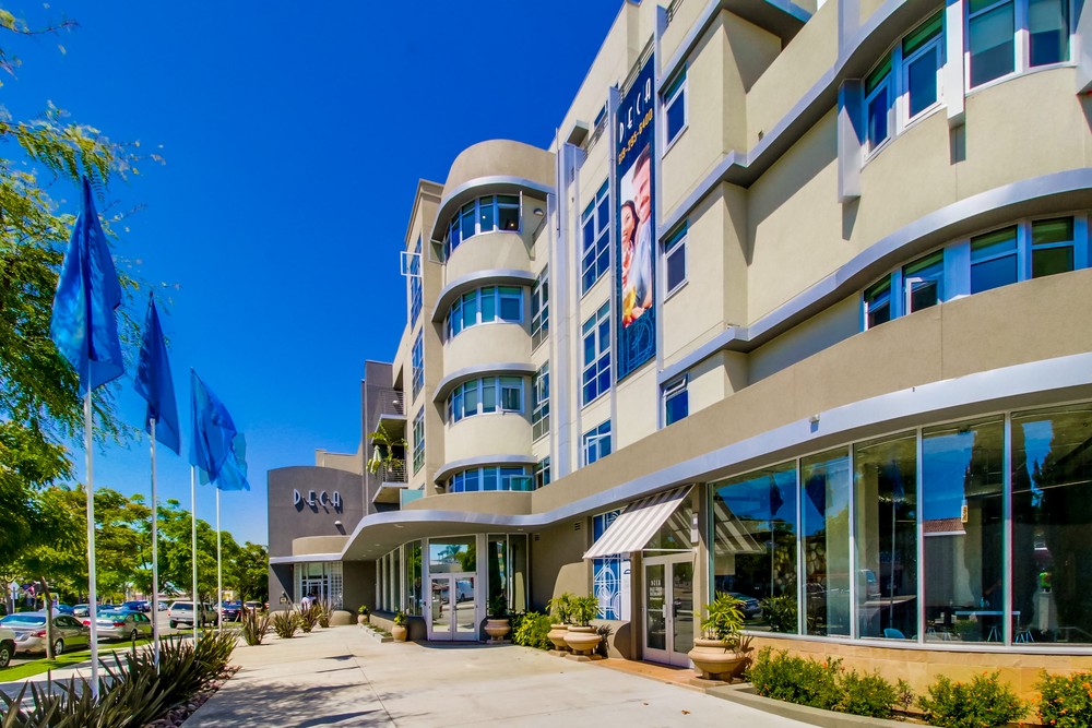 Virtual tour photo 3 of 43 for 3740 Park Blvd #309