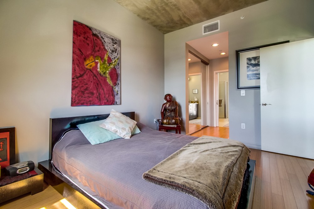 Virtual tour photo 21 of 43 for 3740 Park Blvd #309