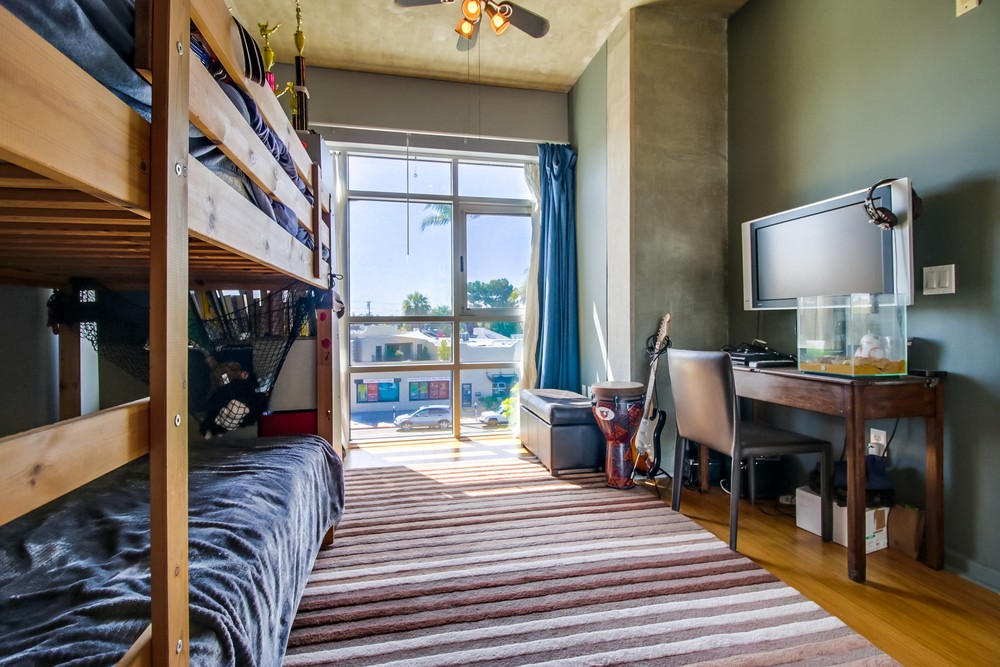 Virtual tour photo 24 of 43 for 3740 Park Blvd #309