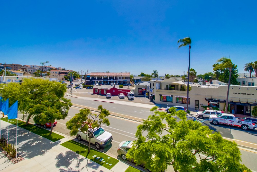Virtual tour photo 30 of 43 for 3740 Park Blvd #309