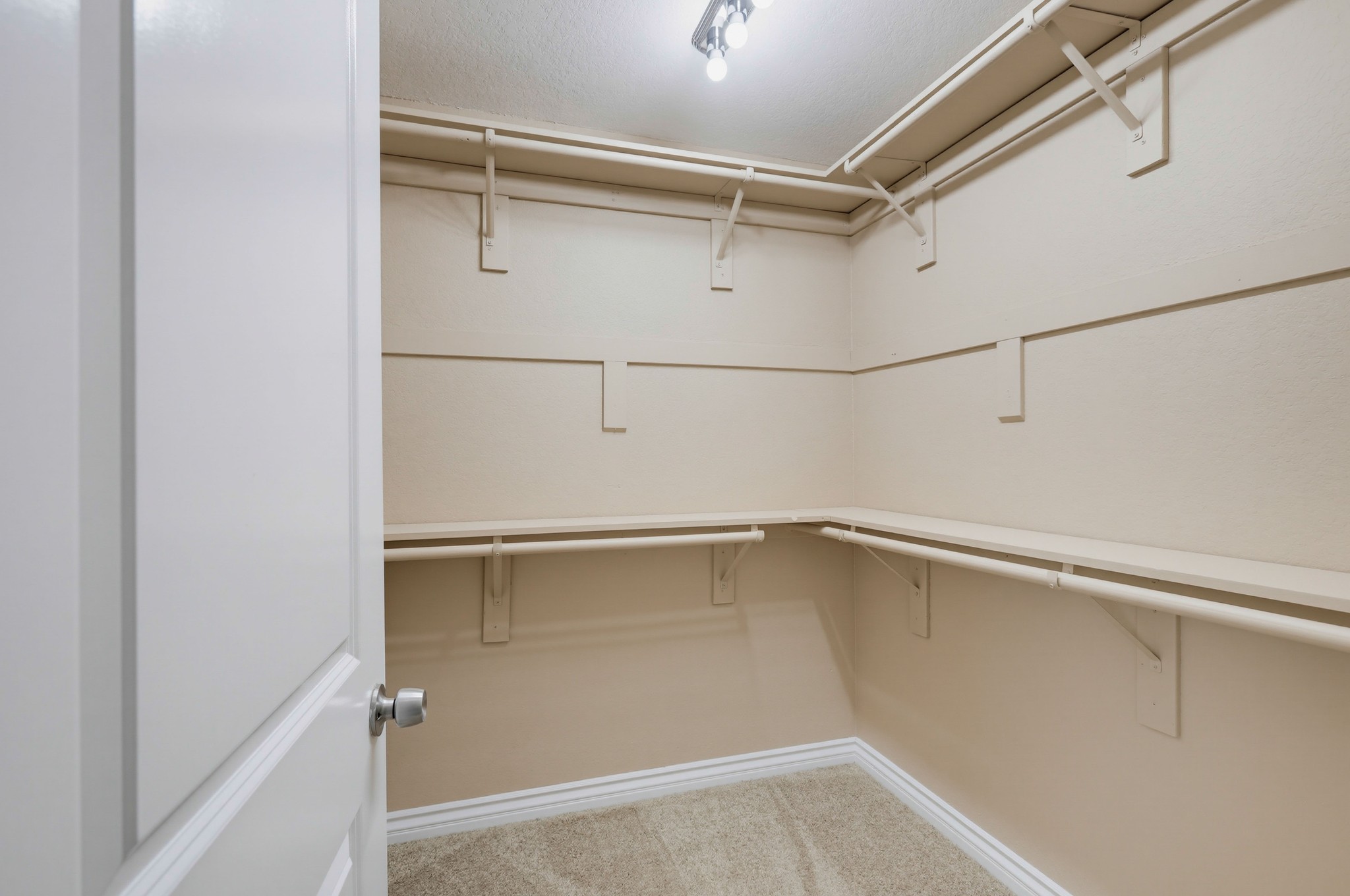 Virtual tour photo 47 of 68 for 3740 S Bear St #121