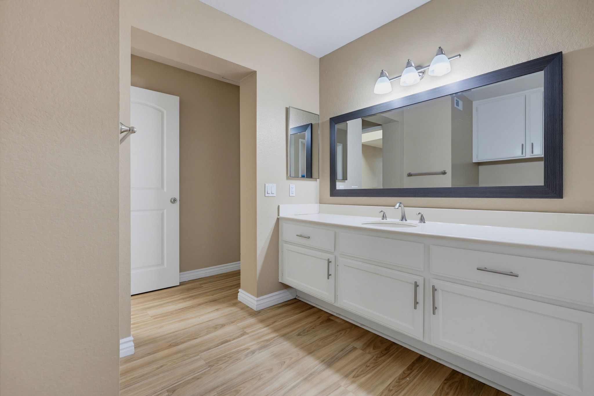 Virtual tour photo 49 of 68 for 3740 S Bear St #121