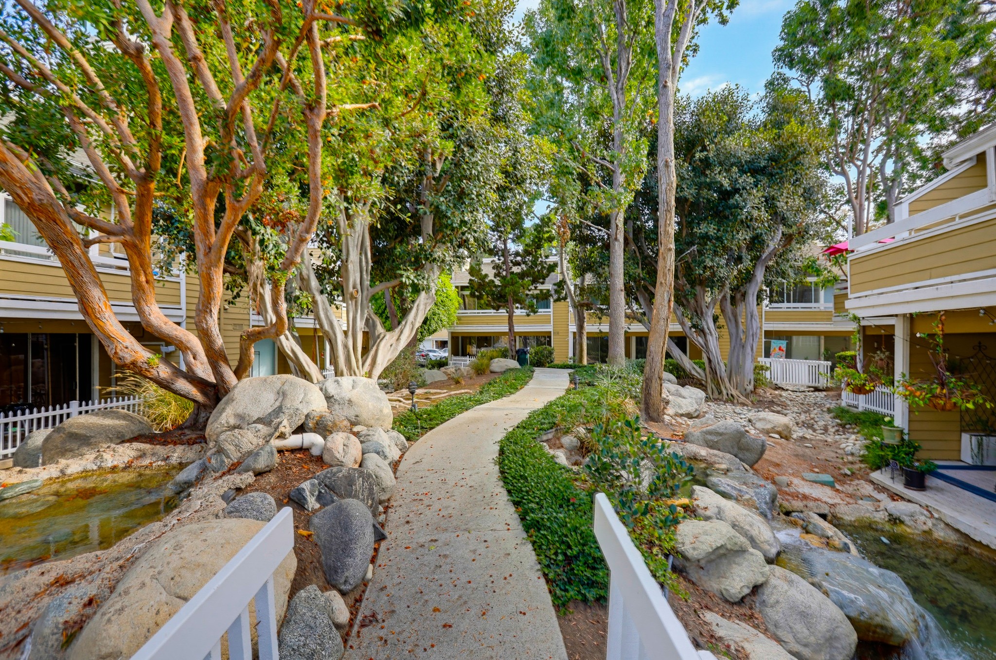 Virtual tour photo 61 of 68 for 3740 S Bear St #121