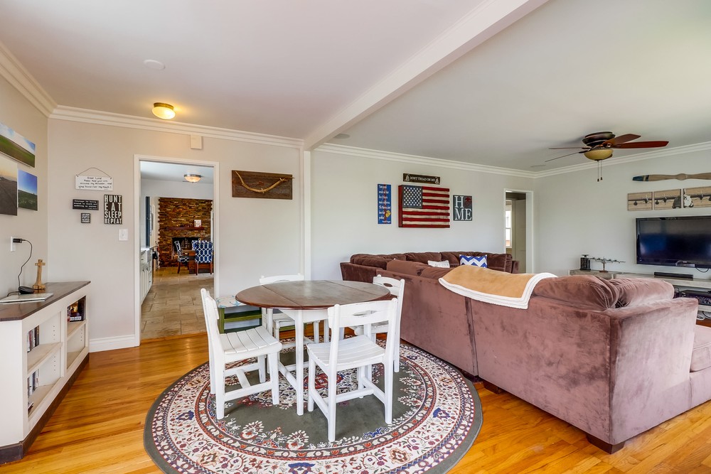 Virtual tour photo 7 of 44 for 3740 Yosemite St