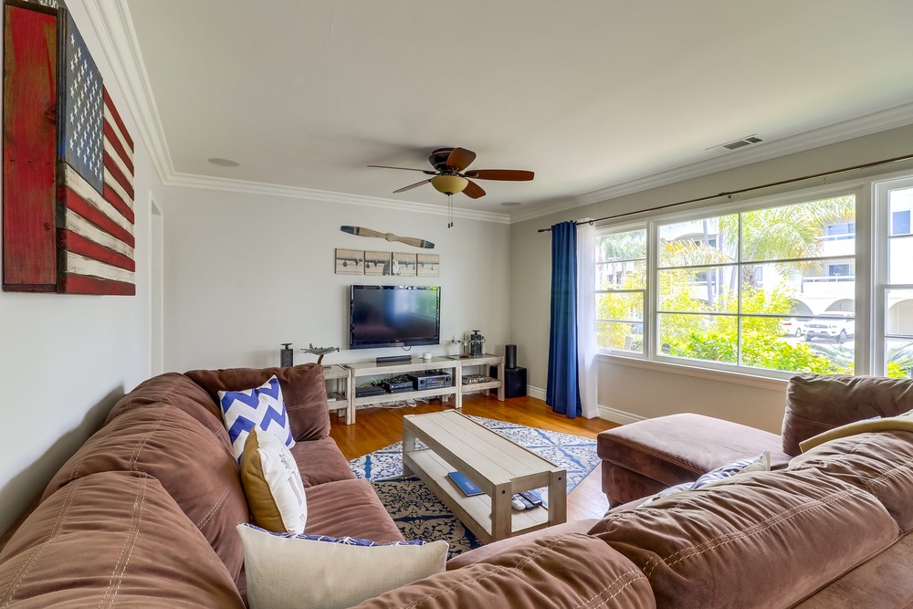 Virtual tour photo 11 of 44 for 3740 Yosemite St