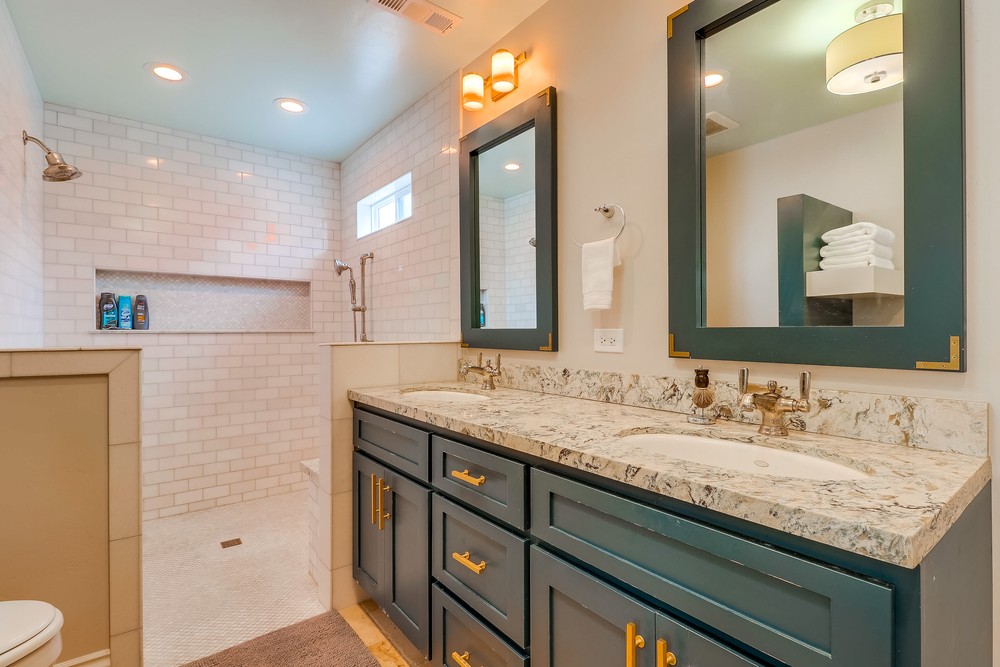 Virtual tour photo 26 of 44 for 3740 Yosemite St