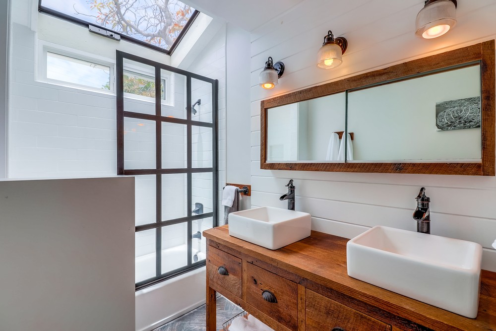 Virtual tour photo 38 of 44 for 3740 Yosemite St