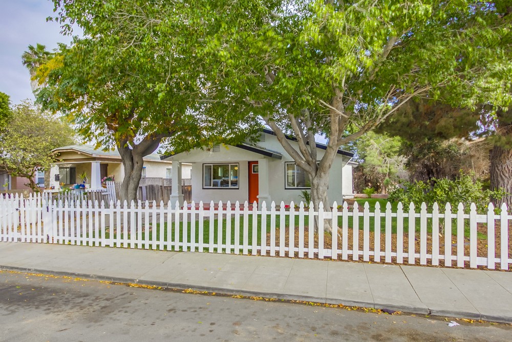 Virtual tour photo 1 of 37 for 3743 46th St