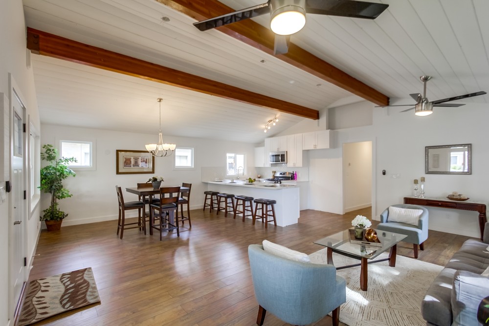 Virtual tour photo 8 of 37 for 3743 46th St