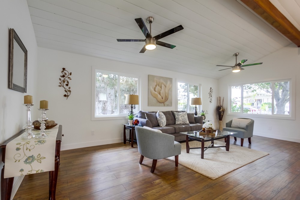 Virtual tour photo 10 of 37 for 3743 46th St