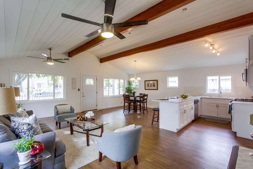 Virtual tour photo 11 of 37 for 3743 46th St