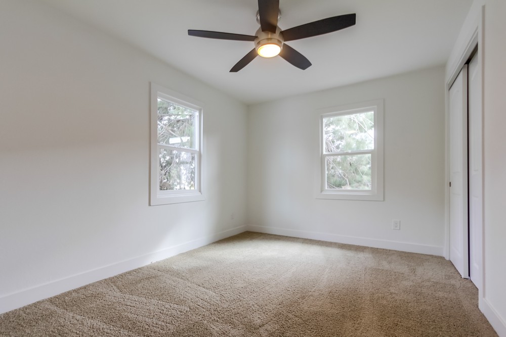 Virtual tour photo 27 of 37 for 3743 46th St