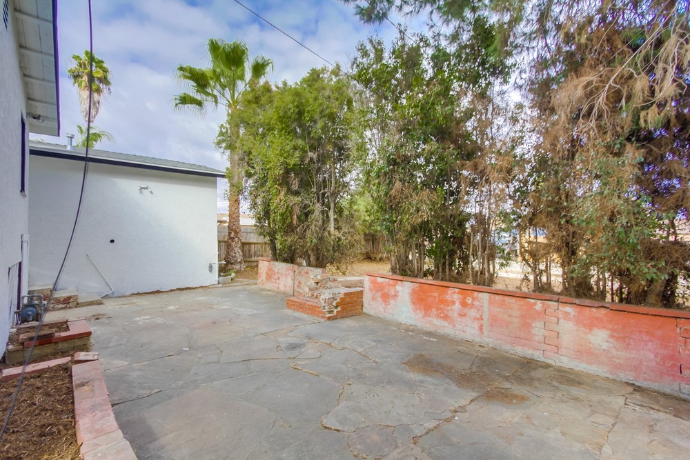 Virtual tour photo 32 of 37 for 3743 46th St