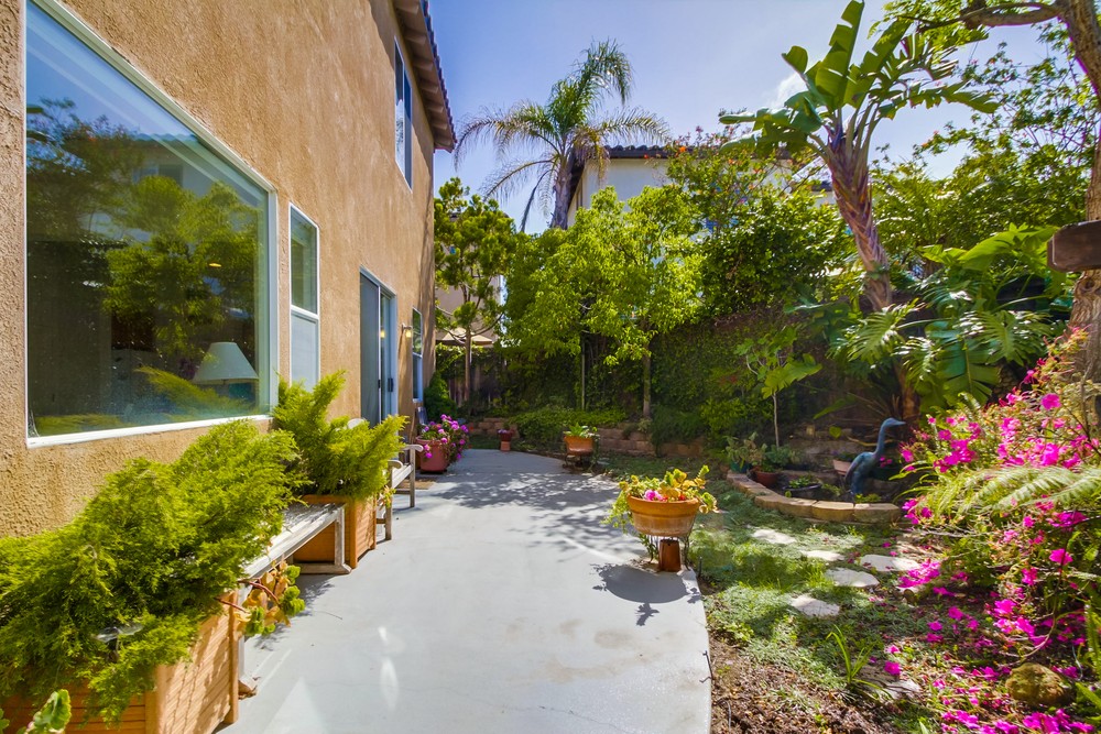 Virtual tour photo 43 of 50 for 3743 Ruette San Raphael