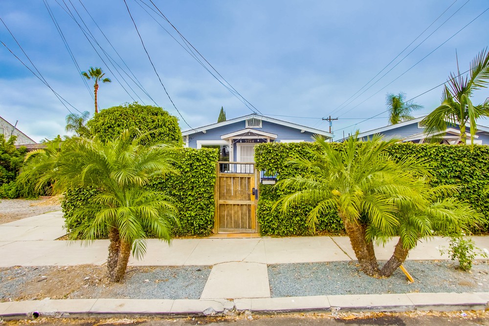 Virtual tour photo 1 of 49 for 3744 29th St