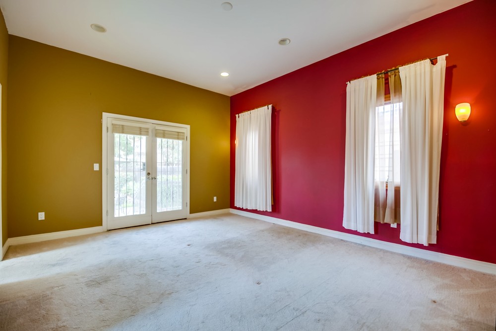 Virtual tour photo 20 of 49 for 3744 Mississippi St
