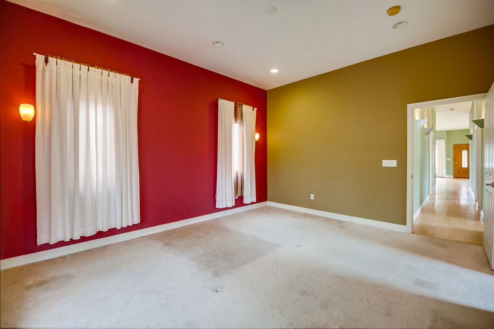 Virtual tour photo 22 of 49 for 3744 Mississippi St