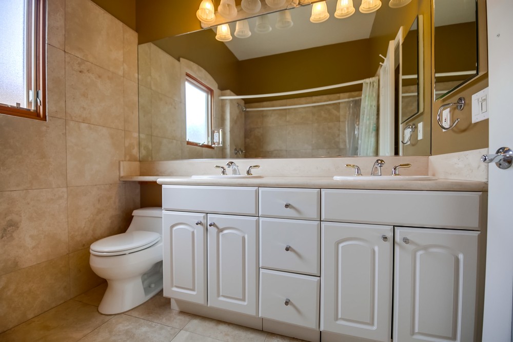 Virtual tour photo 25 of 49 for 3744 Mississippi St