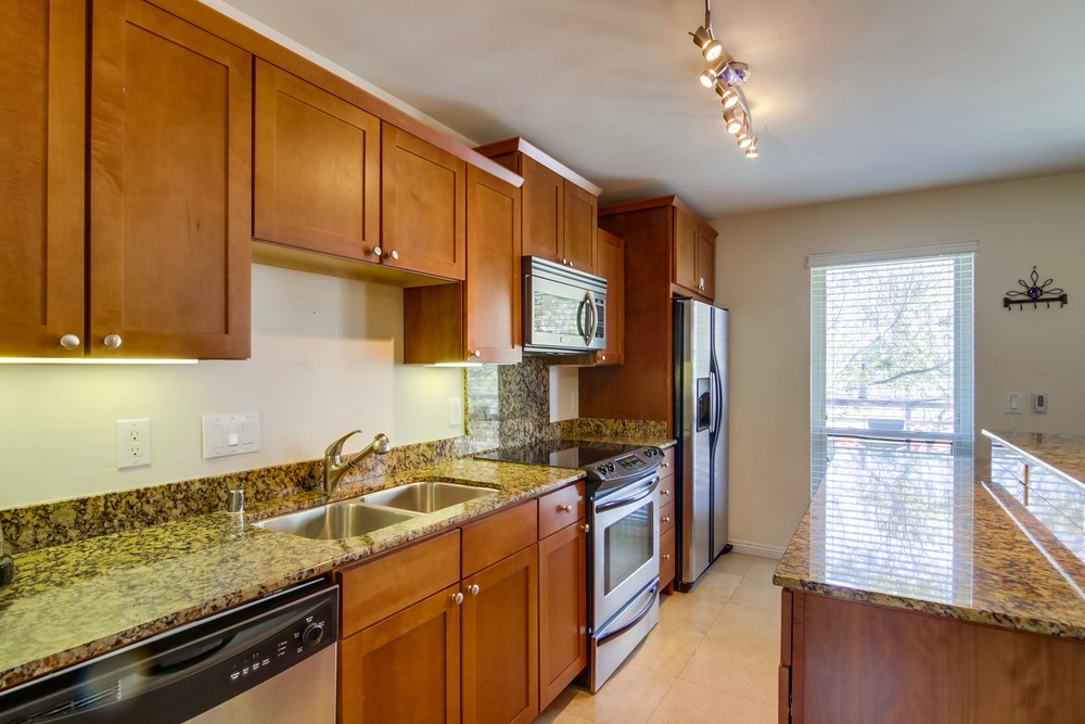 Virtual tour photo 14 of 38 for 3745 Mission Blvd